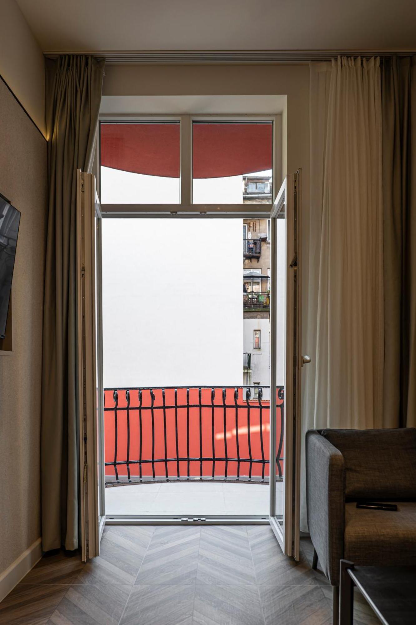M Star Rooms, Private Parking, Sofia Top Center Buitenkant foto