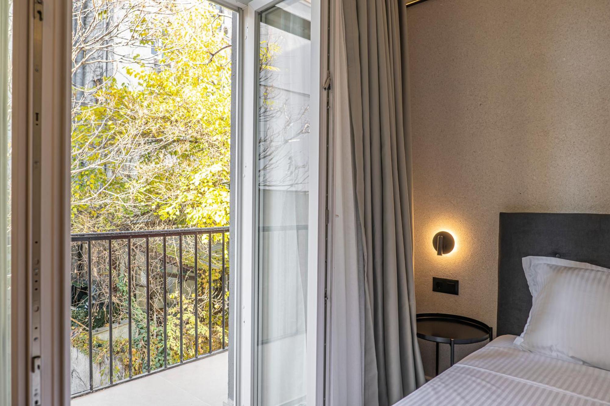 M Star Rooms, Private Parking, Sofia Top Center Buitenkant foto